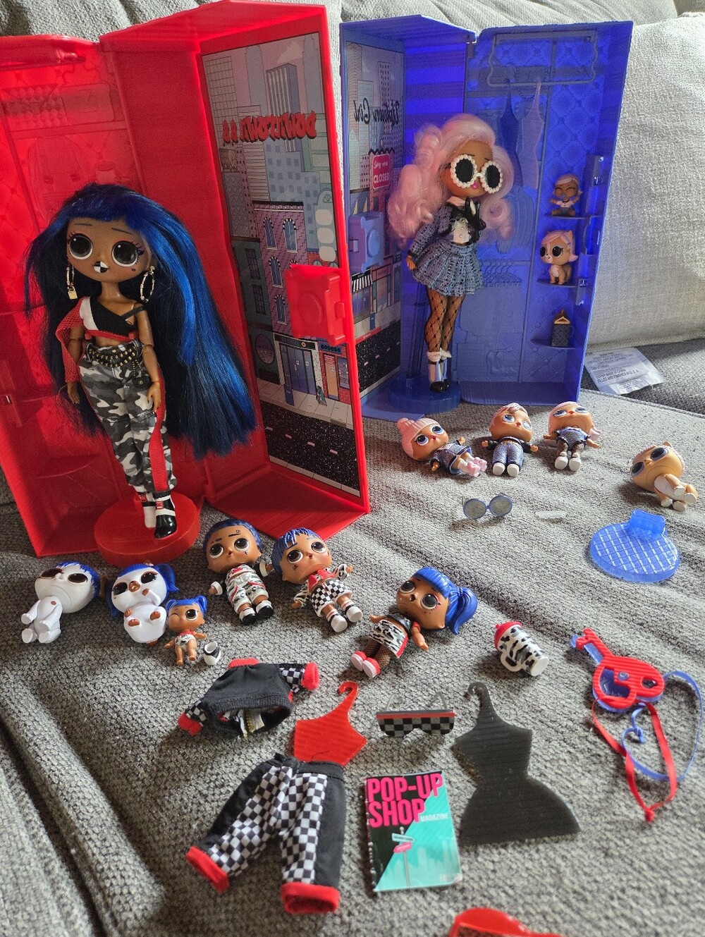 LOL Surprise Dolls Playset with Red and Blue Carry Cases